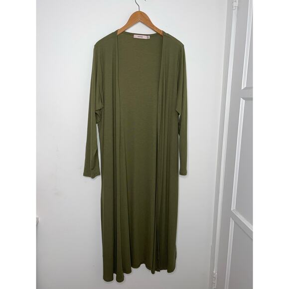 JustFab 2X Olive Green Soft Longline Cardigan With Slit - Picture 3 of 5